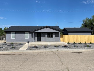 105 N Queens Ave, Pueblo, CO 81001