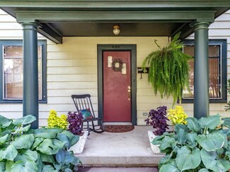 489 Saint Paul St, Burlington, VT 05401