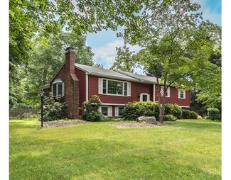 9 Glenmeadow Rd, Andover, MA 01810