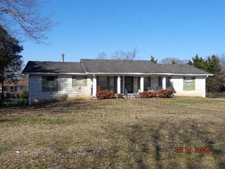 4003 Lara Ln, Chattanooga, TN 37416