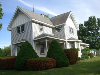 10956 Freeport Rd, Durand, IL 61024