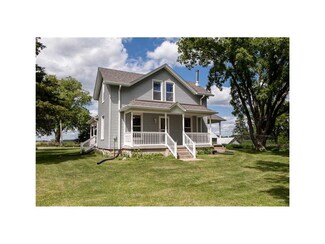 1838 Ivory Ave, West Branch, IA 52358