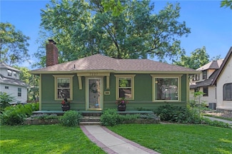 7227 Jefferson St, Kansas City, MO 64114
