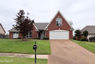 9320 Lacee Ln, Olive Branch, MS 38654