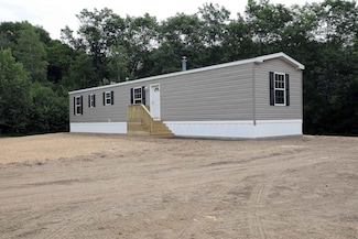 275 Nelson Rd, Chelsea, ME 04330