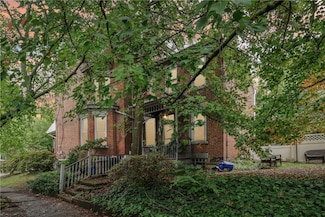 5972 Alder St, Pittsburgh, PA 15232