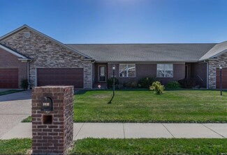 9833 Arbor Lake Dr, Newburgh, IN 47630
