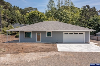 7320 Tanglewood Ave, Lincoln Beach, OR 97388