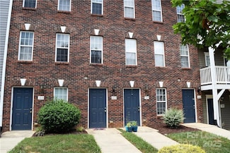 113 Steam Engine Dr Unit 203, Mooresville, NC 28115