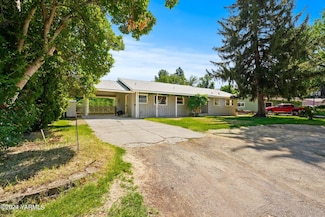 1020 Elm St, Prosser, WA 99350