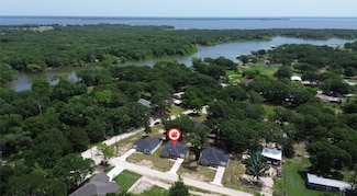 800 Hemlock Dr, Quinlan, TX 75474
