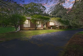 536 Sky Hawk Trail, Stroudsburg, PA 18360