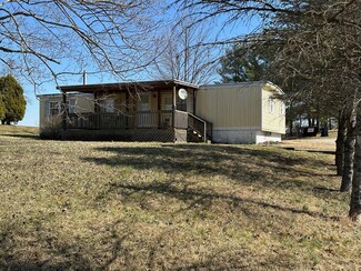 3758 Old Somerset Rd, New Lexington, OH 43764