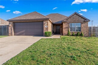 800 Mulberry St SW, Gravette, AR 72736