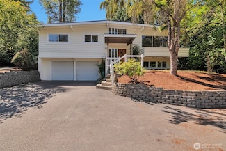 14627 SE Newport Way, Bellevue, WA 98006