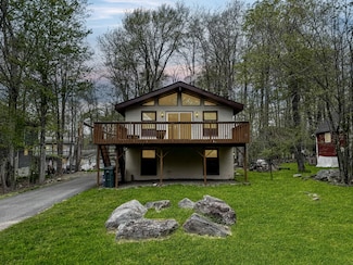 4751 Brentwood Dr, Tobyhanna, PA 18466