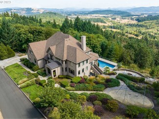 32715 Mt Baldy Ln, Eugene, OR 97405