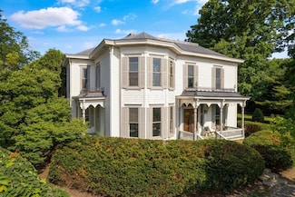 2636 North St, Granville, OH 43023