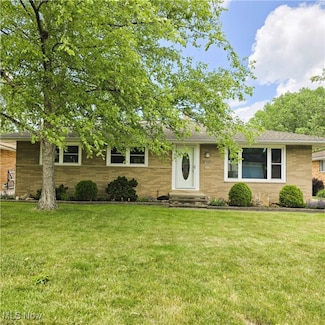 10898 Gordon Dr, Parma, OH 44130