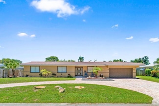 2070 NE 27th St, Lighthouse Point, FL 33064