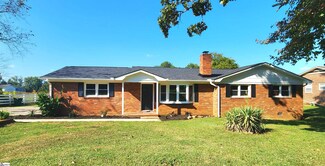 320 Old Blackstock Rd, Spartanburg, SC 29301
