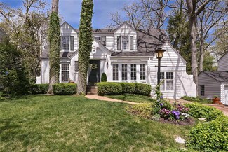 1109 North Dr, Saint Louis, MO 63122
