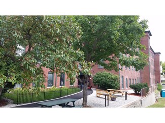 100 Main St Unit 207, Pembroke, NH 03275