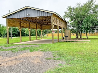1311 22nd St, Bolivar Peninsula, TX 77650