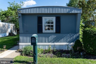 11 Kennedy Dr, Fairless Hills, PA 19030