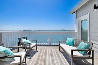 625 S Highway 1, Bodega Bay, CA 94923