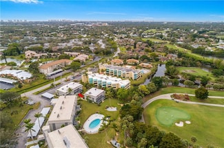 215 Cypress Way E Unit B2, Naples, FL 34110