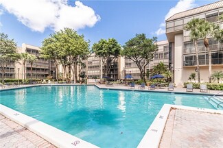 2802 N 46th Ave Unit B225, Hollywood, FL 33021
