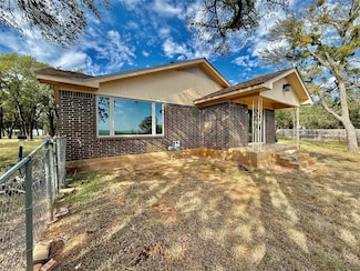 403 Principio Rd, Mineral Wells, TX 76067