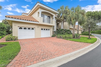 8471 Abbington Cir Unit 1111, Naples, FL 34108