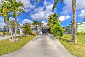 241 SE Paradise Place, Stuart, FL 34997