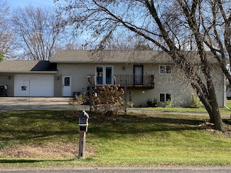 N7100 Front St, Medford, WI 54451