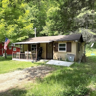 3311 Pocahontas Trail, White Sulphur Springs, WV 24986