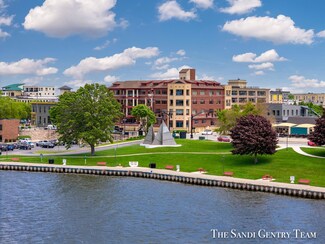 22 S Harbor Dr Unit 301, Grand Haven, MI 49417