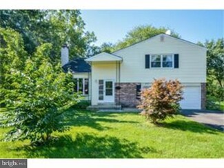 859 Timber Ln, Dresher, PA 19025