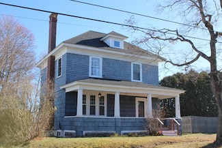 175 Maine Ave, Millinocket, ME 04462