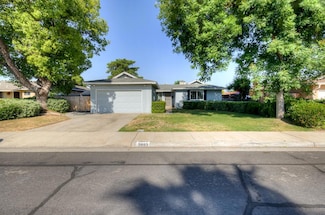 2892 Adler Ave, Clovis, CA 93612