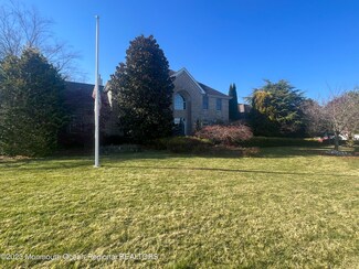 16 Coleridge Dr, Marlboro, NJ 07746