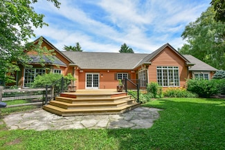 3550 Division Rd, Jackson, WI 53037