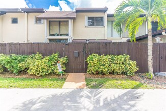 6955 SW 110th Ct, Miami, FL 33173