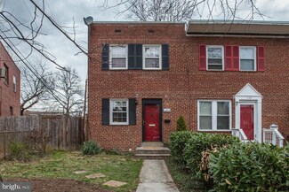 145 Dale St, Alexandria, VA 22305