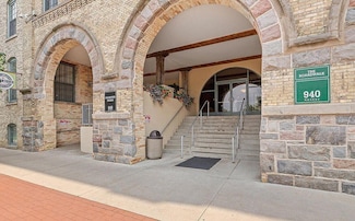 940 Monroe Ave NW Unit 324, Grand Rapids, MI 49503