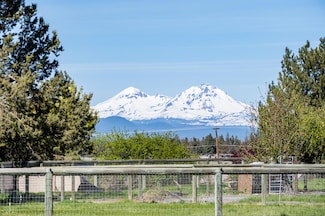 64950 Glacier View Dr, Bend, OR 97701