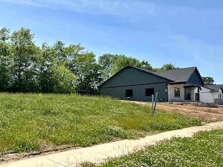 2925 Wild Goose Way, Stoughton, WI 53589