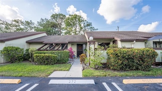 272 Beaver Dam Ct, Royal Palm Beach, FL 33411