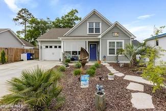 159 NE 19th St, Oak Island, NC 28465